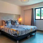 Solaneos Propose Magnifique T4 Neuf Sur Le Port Avec Piscine Chauffee Appartement Porto-Vecchio (Corsica)