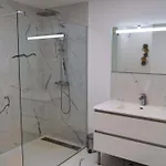 Solaneos Propose Magnifique T4 Neuf Sur Le Port Avec Piscine Chauffee Appartement