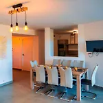 Solaneos Propose Magnifique T4 Neuf Sur Le Port Avec Piscine Chauffee Appartement