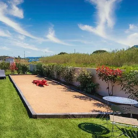 Solaneos Propose Magnifique T4 Neuf Sur Le Port Avec Piscine Chauffee