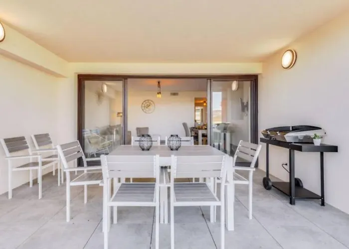 アパート Solaneos Propose Magnifique T4 Neuf Sur Le Port Avec Piscine Chauffee