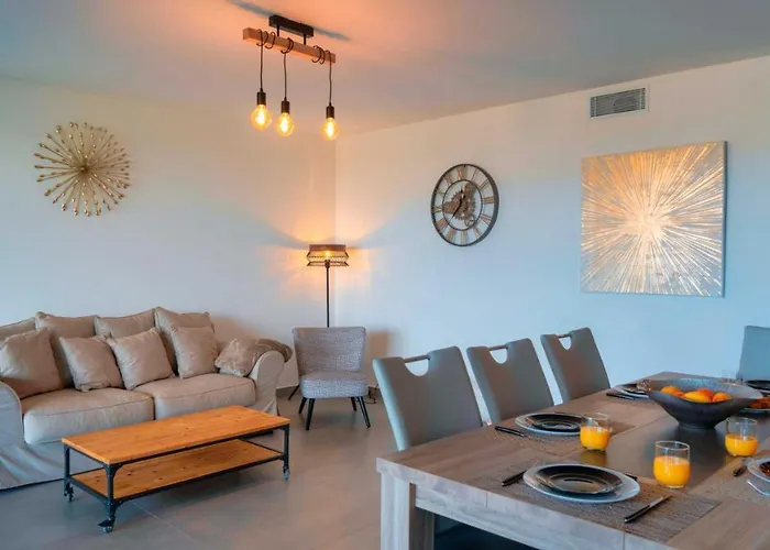 アパート Solaneos Propose Magnifique T4 Neuf Sur Le Port Avec Piscine Chauffee ポルトヴェッキオ