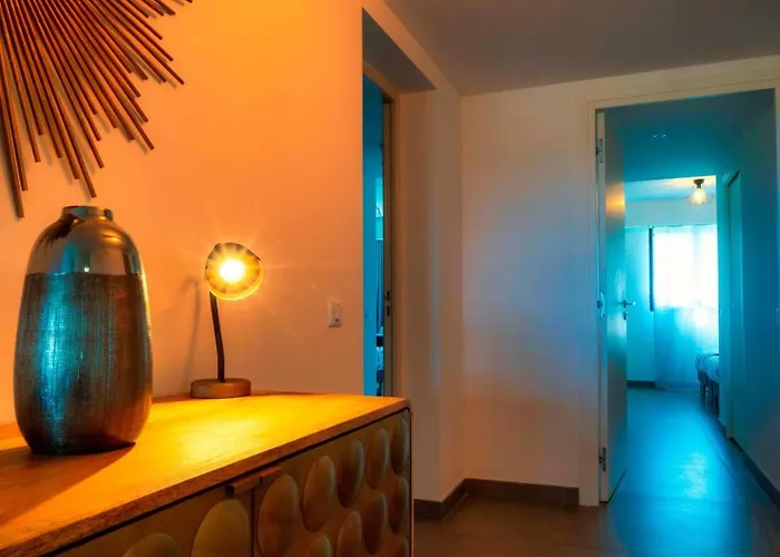 アパート Solaneos Propose Magnifique T4 Neuf Sur Le Port Avec Piscine Chauffee *